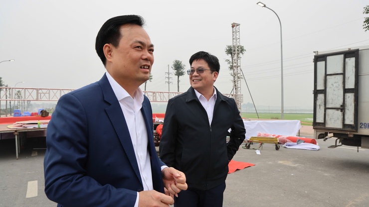 Lãnh đạo xã Tam Hưng kiểm tra công tác chuẩn bị Hội chợ hoa Xuân Bính Ngọ 2026- Ảnh 5.