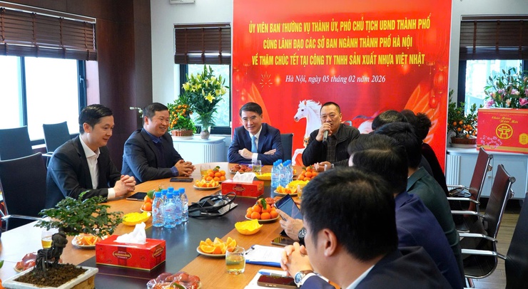 PHÓ CHỦ TỊCH UBND THÀNH PHỐ HÀ NỘI NGUYỄN XUÂN LƯU THĂM, CHÚC TẾT CÔNG TY TNHH SẢN XUẤT NHỰA VIỆT NHẬT- Ảnh 4.
