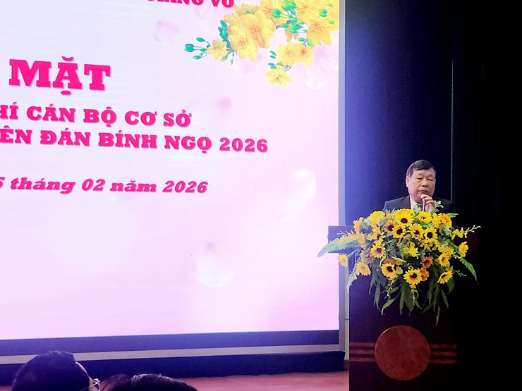 Đảng ủy phường gặp mặt các đồng chí cán bộ cơ sở nhân dịp Tết Nguyên đán Bính Ngọ 2026- Ảnh 3.