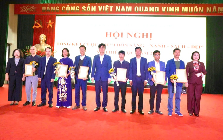 UBND xã Thiện Lộc tổ chức hội nghị tổng kết cuộc thi "Thôn sáng - xanh - sạch - đẹp" năm 2025- Ảnh 14.