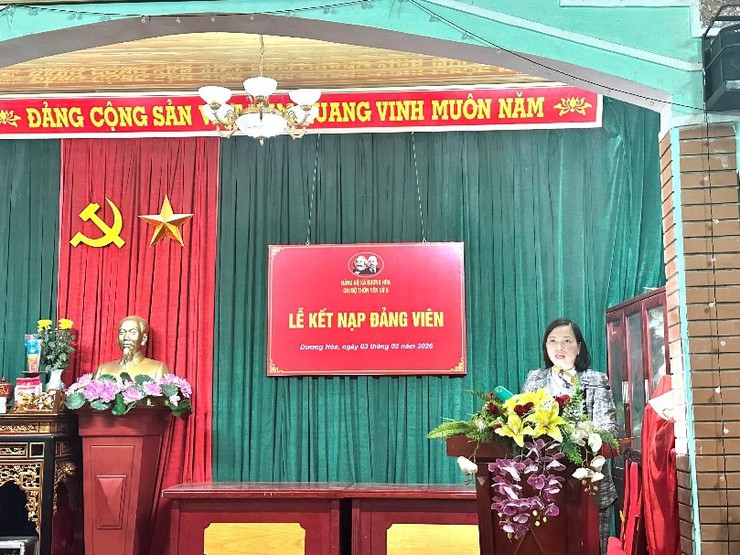 Chi bộ thôn Yên Sở 5 tổ chức kết nạp đảng viên mới dịp kỷ niệm 96 năm Ngày thành lập Đảng Cộng sản Việt Nam - Ảnh 3.