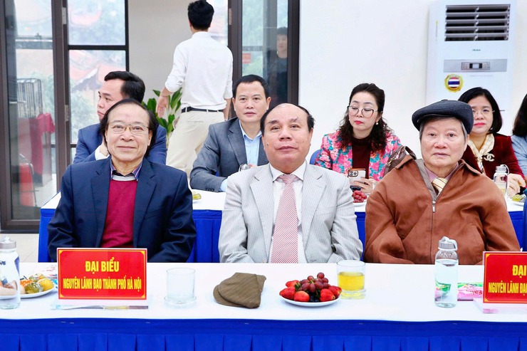 PHƯỜNG LÁNG GẶP MẶT CÁN BỘ LÃO THÀNH CÁCH MẠNG- Ảnh 4.