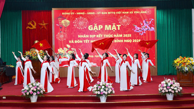 YÊN LÃNG: GẶP MẶT CUỐI NĂM 2025, ĐÓN XUÂN BÍNH NGỌ 2026 VÀ CHÀO MỪNG THÀNH CÔNG ĐẠI HỘI ĐẢNG CÁC CẤP- Ảnh 7.