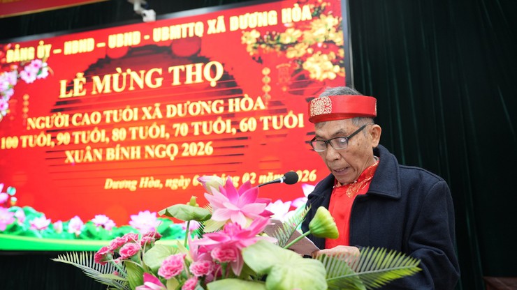 Lãnh đạo xã chúc thọ, mừng thọ 137 người cao tuổi tại khu vực Đắc Sở dịp Tết Bính Ngọ năm 2026- Ảnh 9.