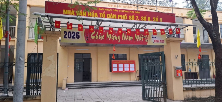 Phường Phú Diễn hoàn thành niêm yết danh sách cử tri phục vụ bầu cử Quốc hội khóa XVI và đại biểu HĐND các cấp nhiệm kỳ 2026 - 2031- Ảnh 12.