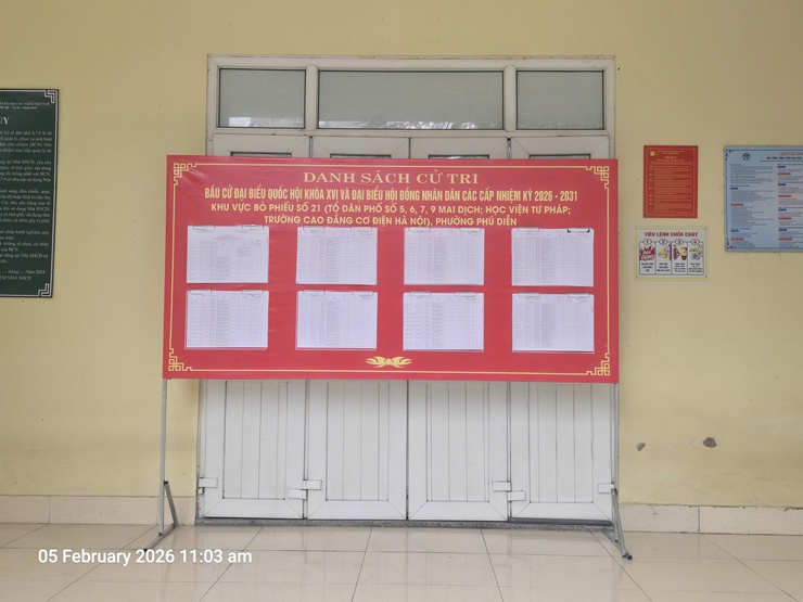 Phường Phú Diễn hoàn thành niêm yết danh sách cử tri phục vụ bầu cử Quốc hội khóa XVI và đại biểu HĐND các cấp nhiệm kỳ 2026 - 2031- Ảnh 9.