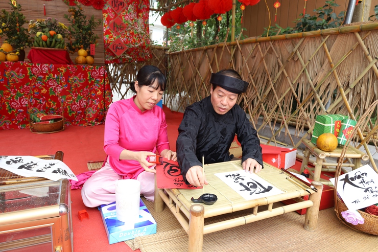 RỰC RỠ SẮC XUÂN TRONG HỘI CHỢ TẾT 2026 TẠI TRƯỜNG TIỂU HỌC THÚY LĨNH- Ảnh 11.