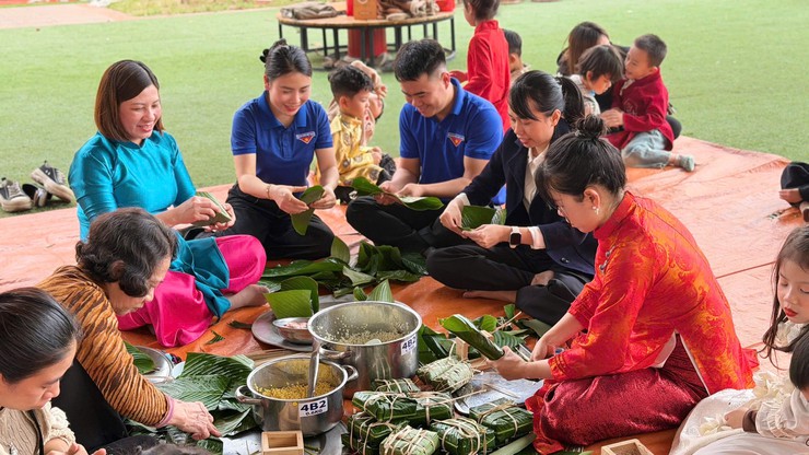 NGÀY HỘI BÁNH CHƯNG XANH – LAN TỎA YÊU THƯƠNG TẠI PHÚC THỌ- Ảnh 8.