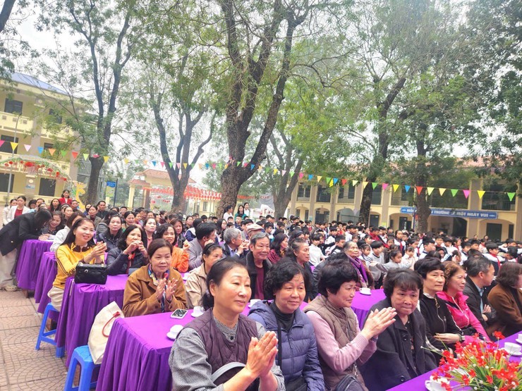 Trường TH Phụng Thượng tổ chức chương trình "Xuân Yêu Thương" – Trao tặng xe đạp cho học sinh có hoàn cảnh khó khăn- Ảnh 1.