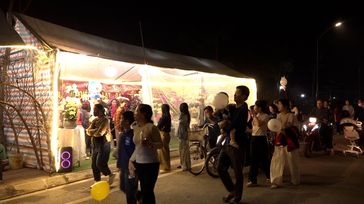 Chương trình nghệ thuật “ Sáng mãi niềm tin theo Đảng” chào mừng Tết Nguyên đán và khai mạc Chợ hoa xuân Bính Ngọ xã Mỹ Đức năm 2026- Ảnh 6.