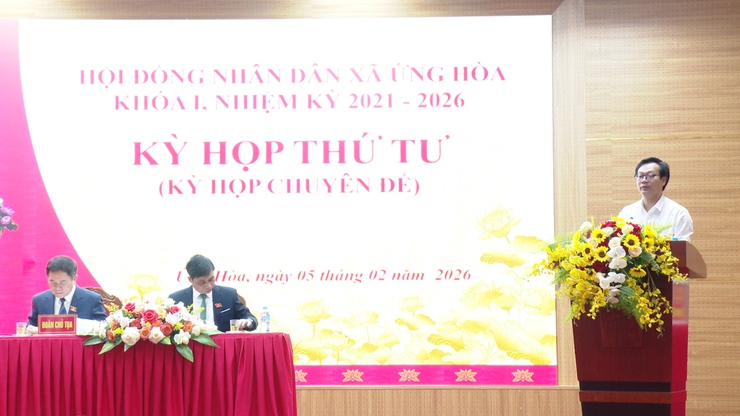 HĐND XÃ ỨNG HOÀ TỔ CHỨC KỲ HỌP THỨ TƯ KỲ HỌP CHUYÊN ĐỀ XEM XÉT, QUYẾT ĐỊNH NHIỀU NỘI DUNG QUAN TRỌNG.- Ảnh 3.