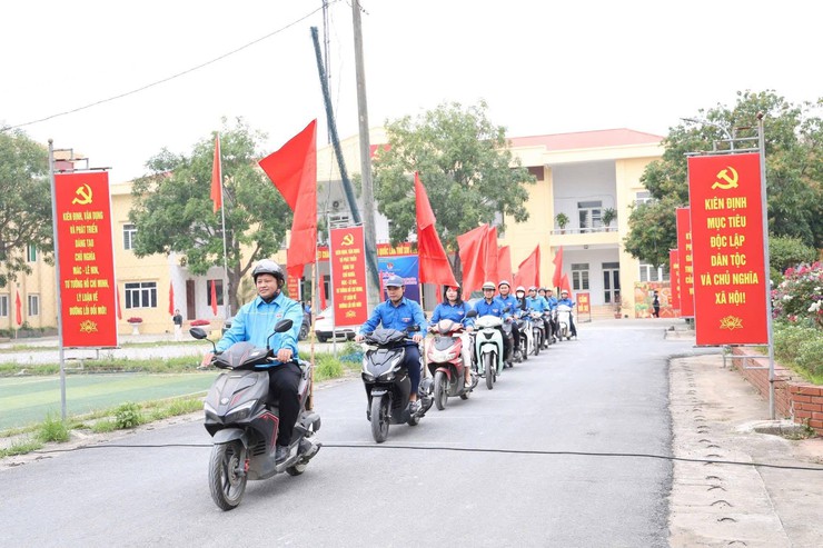 Đoàn thanh niên xã Chương Dương tổ chức nhiều hoạt động ý nghĩa ngày cuối tuần- Ảnh 4.