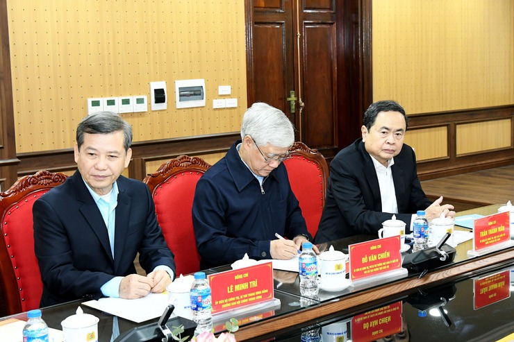 Tổng Bí thư Tô Lâm dự Hội nghị lấy ý kiến cử tri nơi cư trú với người ứng cử đại biểu Quốc hội khóa XVI- Ảnh 3.