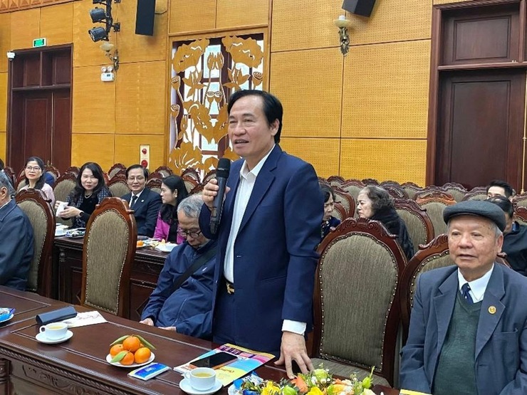 Phường Tây Hồ gặp mặt, tri ân cán bộ lão thành cách mạng, cán bộ đã nghỉ hưu nhân dịp Tết Nguyên đán Bính Ngọ năm 2026- Ảnh 5.