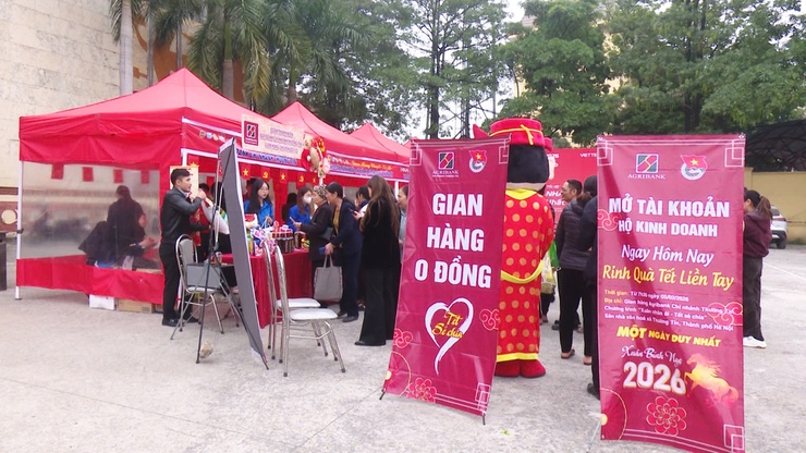 Ấm áp, nghĩa tình - Chương trình "Xuân nhân ái - Tết sẻ chia" tại xã Thường Tín- Ảnh 23.