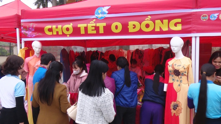 Ấm áp, nghĩa tình - Chương trình "Xuân nhân ái - Tết sẻ chia" tại xã Thường Tín- Ảnh 26.