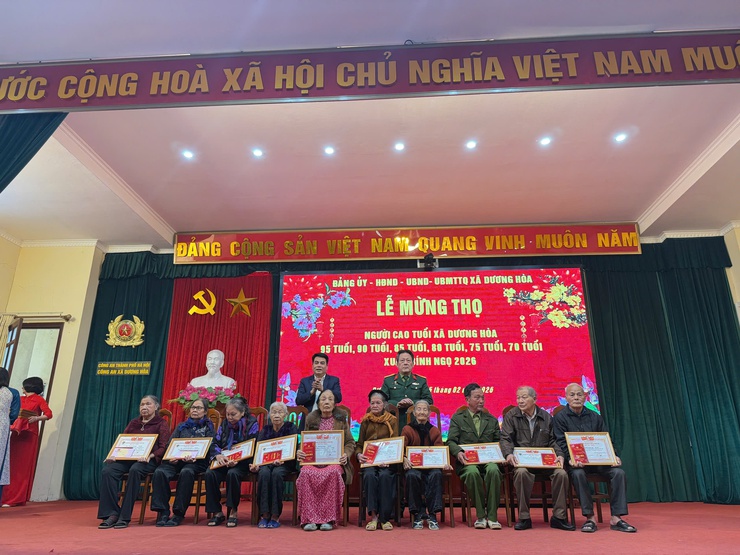 Đảng ủy - HĐND - UBND - UBMTTQ Việt Nam xã Dương Hoà tổ chức Lễ mừng thọ người cao tuổi năm 2026 trên địa bàn Minh Khai xã Dương Hoà- Ảnh 8.