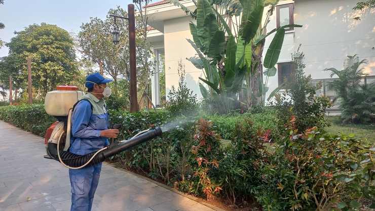 CDC Hà Nội "lá chắn" vững chắc trong công tác phòng chống dịch, bảo vệ chăm sóc sức khỏe cho người dân- Ảnh 2.