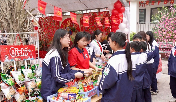 Trường THCS Kim Chung tổ chức chương trình "Xuân tình nguyện – Tết sẻ chia" năm 2026- Ảnh 11.