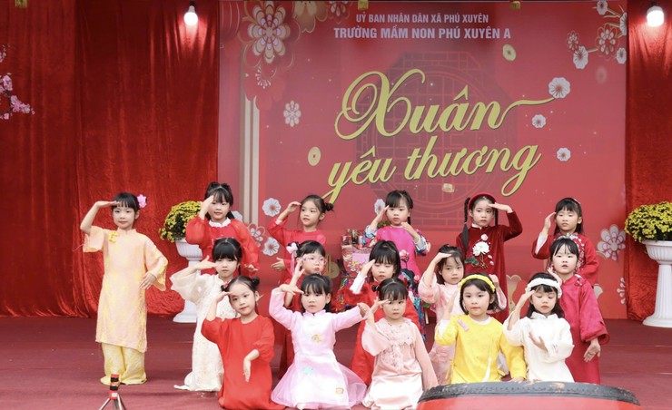 Trường Mầm non Phú Xuyên A tổ chức Hội chợ Xuân năm 2026 với chủ đề "Xuân yêu thương"- Ảnh 3.