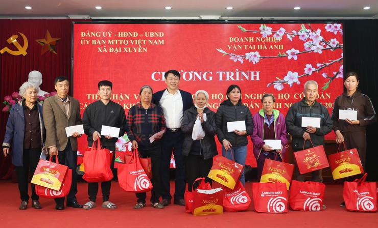 Những tấm lòng nhân ái của các nhà hảo tâm hướng về nhân dân xã Đại Xuyên- Ảnh 7.