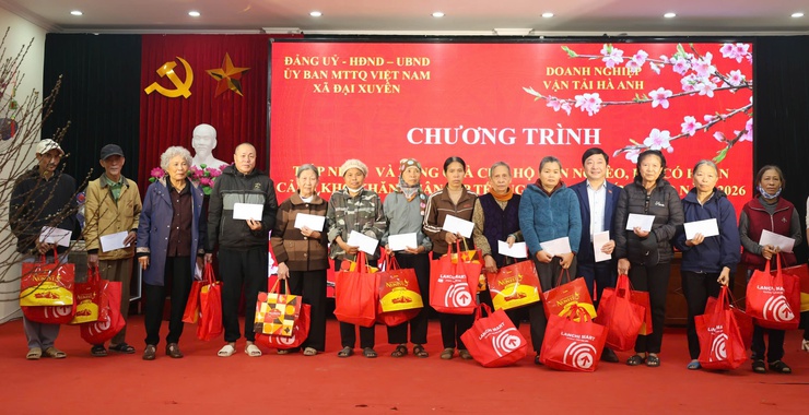 Những tấm lòng nhân ái của các nhà hảo tâm hướng về nhân dân xã Đại Xuyên- Ảnh 1.