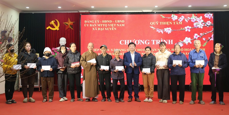 Những tấm lòng nhân ái của các nhà hảo tâm hướng về nhân dân xã Đại Xuyên- Ảnh 6.