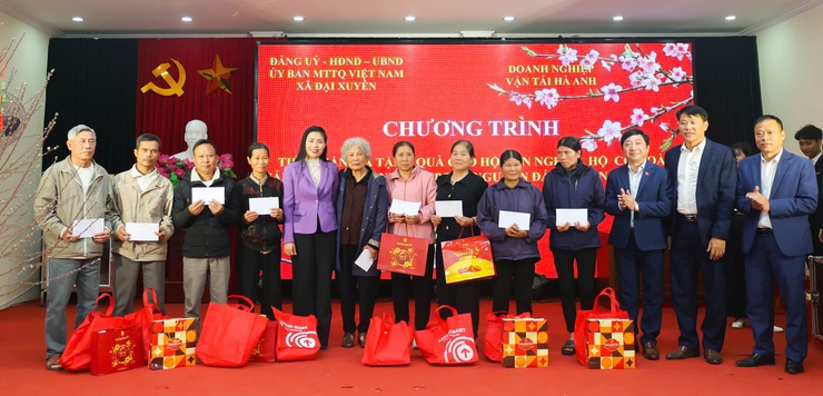 Những tấm lòng nhân ái của các nhà hảo tâm hướng về nhân dân xã Đại Xuyên- Ảnh 2.