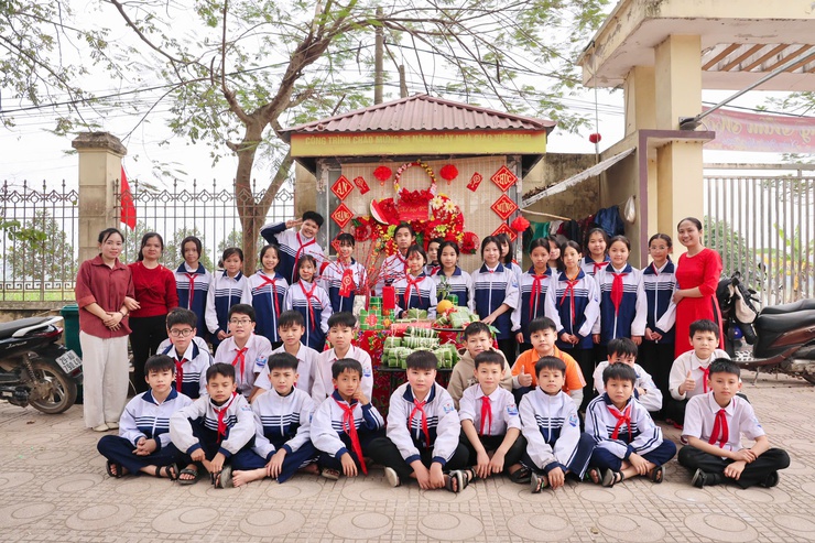 Trường THCS Đông Sơn tổ chức chương trình “Xuân yêu thương”- Ảnh 27.
