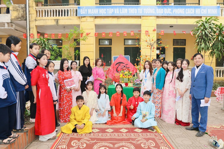 Trường THCS Đông Sơn tổ chức chương trình “Xuân yêu thương”- Ảnh 31.