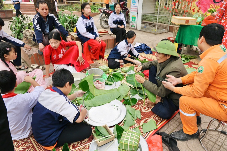 Trường THCS Đông Sơn tổ chức chương trình “Xuân yêu thương”- Ảnh 34.