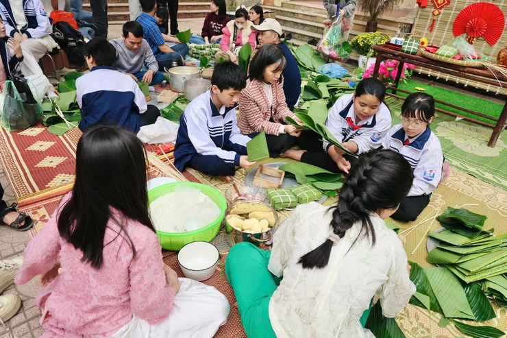 Trường THCS Đông Sơn tổ chức chương trình “Xuân yêu thương”- Ảnh 35.