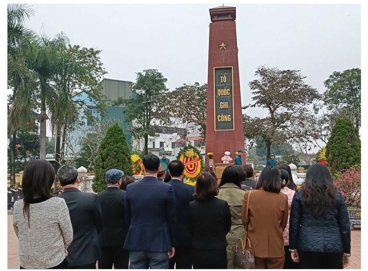 Phường Bạch Mai dâng hương tri ân các anh hùng liệt sĩ nhân dịp tết Nguyên đán Bính Ngọ 2026.- Ảnh 2.