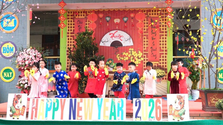 TRƯỜNG MẦM NON CAO DƯƠNG: LAN TỎA SẮC XUÂN TRUYỀN THỐNG QUA CHƯƠNG TRÌNH "BÉ VUI ĐÓN TẾT BÍNH NGỌ 2026"- Ảnh 5.