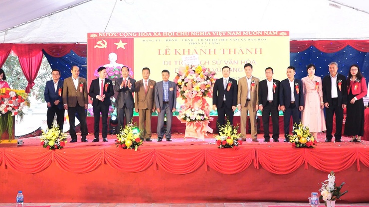 LỄ KHÁNH THÀNH DI TÍCH LỊCH SỬ – VĂN HÓA ĐỀN LÀNG VŨ LĂNG- GÌN GIỮ HỒN CỐT VĂN HÓA, PHÁT HUY GIÁ TRỊ TRUYỀN THỐNG QUÊ HƯƠNG- Ảnh 1.