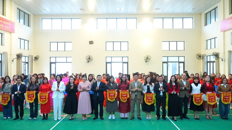 KHAI MẠC GIẢI KHIÊU VŨ THỂ THAO XÃ DÂN HÒA MỞ RỘNG NĂM 2026
Sôi động – chuyên nghiệp – lan tỏa phong trào thể thao quần chúng- Ảnh 1.