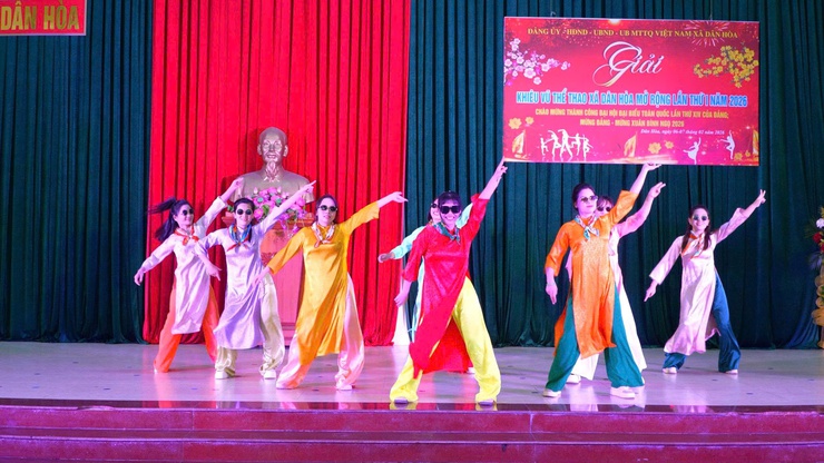 KHAI MẠC GIẢI KHIÊU VŨ THỂ THAO XÃ DÂN HÒA MỞ RỘNG NĂM 2026
Sôi động – chuyên nghiệp – lan tỏa phong trào thể thao quần chúng- Ảnh 17.