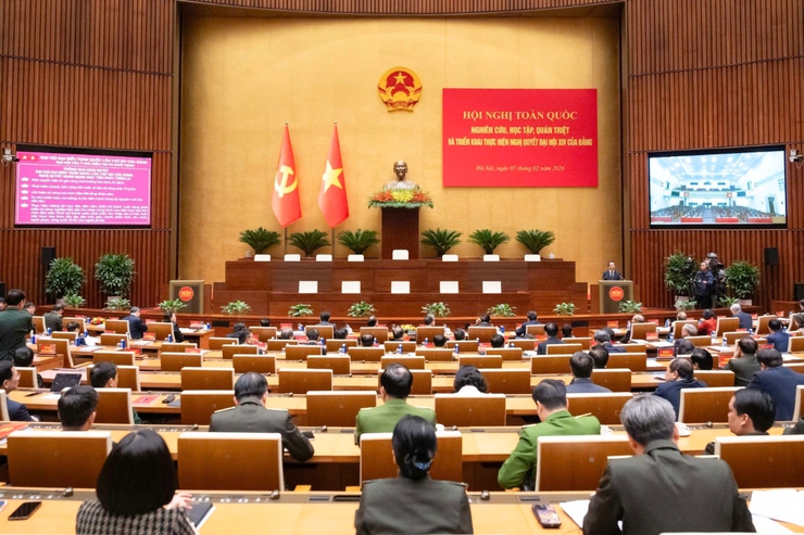 Phường Tùng Thiện tham dự trực tuyến hội nghị toàn quốc nghiên cứu, học tập, quán triệt và triển khai thực hiện nghị quyết Đại hội XIV của Đảng- Ảnh 2.