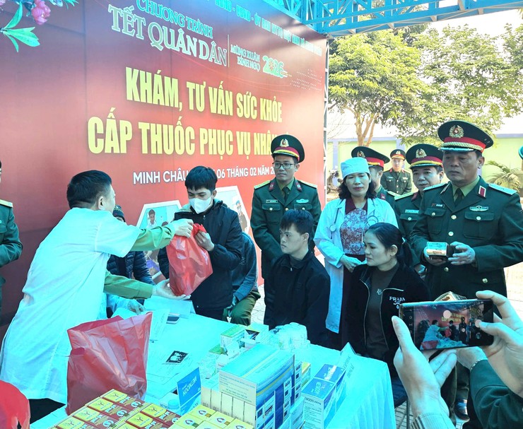 "Tết quân dân" ở Minh Châu – khắc sâu hình ảnh người lính trong giai đoạn mới- Ảnh 25.