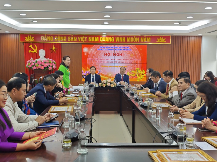 Đảng bộ Doanh nghiệp phường Việt Hưng tổ chức Hội nghị tổng kết công tác Đảng năm 2025 và triển khai nhiệm vụ năm 2026.- Ảnh 2.