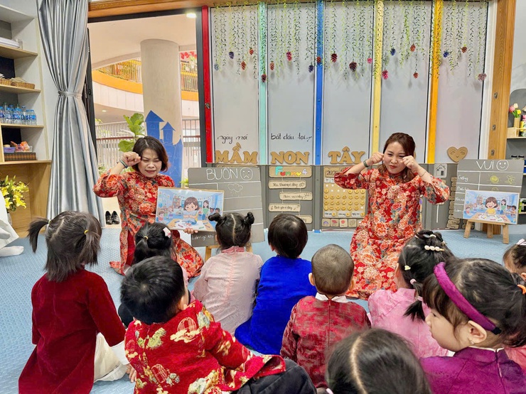 Ấn tượng với chuyên đề kiến tập “Phát triển tình cảm - Kỹ năng xã hội” tại trường Mầm non Tây Hồ- Ảnh 4.