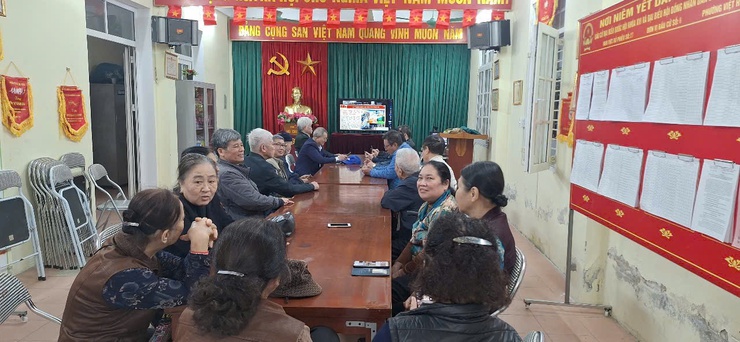 Đảng ủy phường Việt Hưng tổ chức các điểm cầu dự Hội nghị trực tuyến toàn quốc quán triệt Nghị quyết Đại hội XIV của Đảng.- Ảnh 8.
