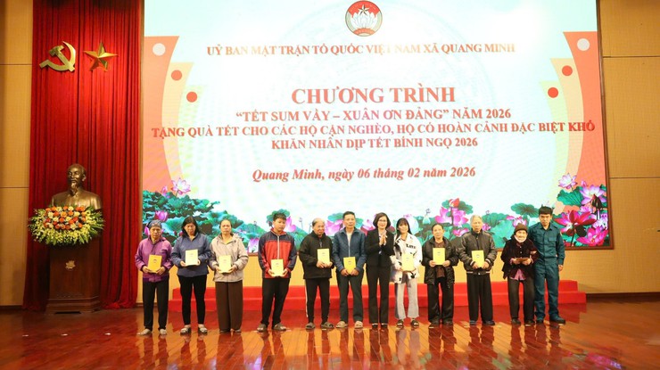 Công đoàn xã Quang Minh tổ chức chương trình “Tết sum vầy – Xuân ơn Đảng năm 2026

- Ảnh 4.