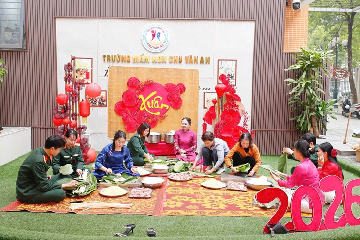 Rộn ràng hội chợ mùa xuân 2026 tại trường Mầm non Chu Văn An- Ảnh 3.