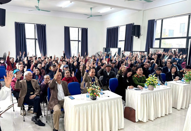 Phường Dương Nội lấy ý kiến cử tri nơi cư trú đối với người ứng cử đại biểu HĐND các cấp nhiệm kỳ 2026-2031- Ảnh 5.