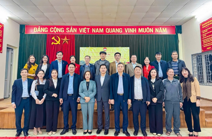 Phường Dương Nội lấy ý kiến cử tri nơi cư trú đối với người ứng cử đại biểu HĐND các cấp nhiệm kỳ 2026-2031- Ảnh 3.