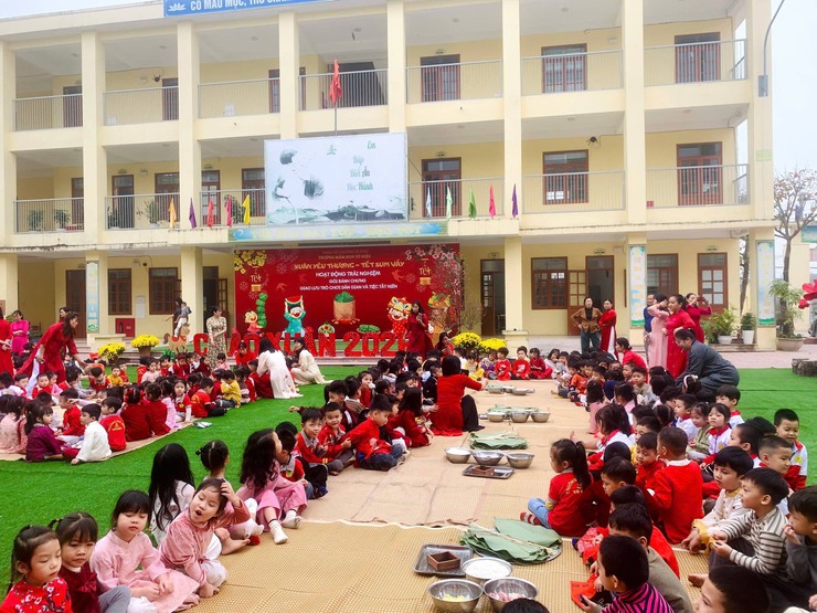 Rộn ràng không khí đón Tết Bính Ngọ 2026 tại các trường học trên địa bàn xã- Ảnh 4.