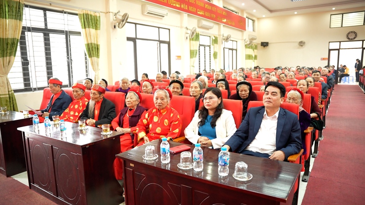 Đảng ủy - HĐND - UBND - UBMTTQ Việt Nam xã Dương Hoà tổ chức Lễ mừng thọ người cao tuổi năm 2026 trên địa bàn Dương Liễu- Ảnh 4.