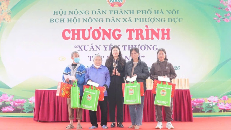 HỘI NÔNG DÂN XÃ TỔ CHỨC CHƯƠNG TRÌNH “XUÂN YÊU THƯƠNG – TẾT NHÂN ÁI” DỊP XUÂN BÍNH NGỌ 2026- Ảnh 1.