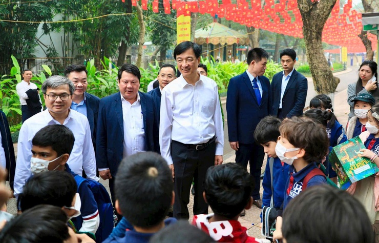 Ủy viên Bộ Chính trị, Bí thư Thành ủy Hà Nội Nguyễn Duy Ngọc kiểm tra công tác chuẩn bị đón Tết Nguyên đán Bính Ngọ 2026 - Ảnh 2.